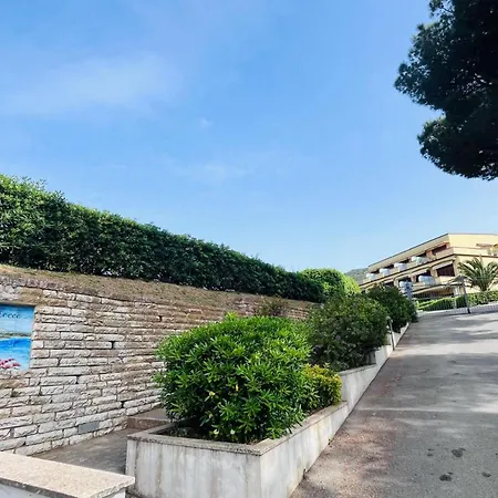 Appartement Le Lecce A *